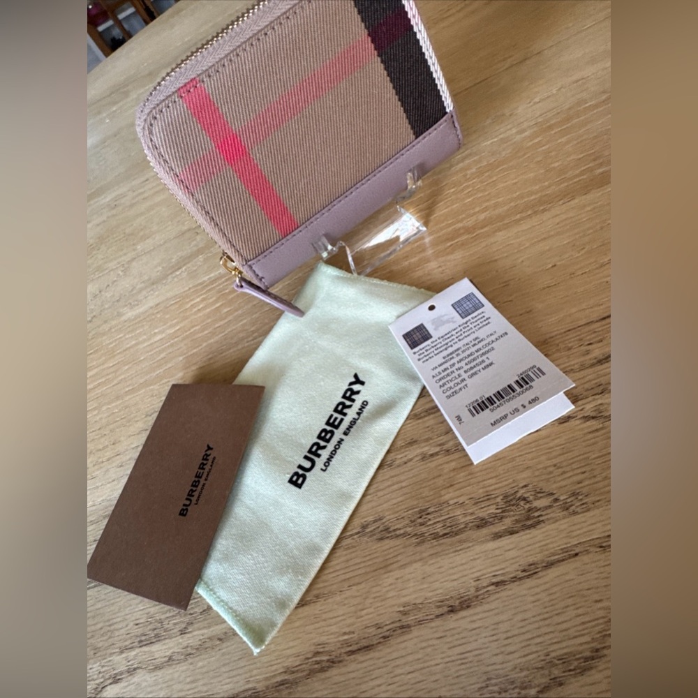 NWT Burberry Mini Check compact zip wallet - Picture 6 of 8